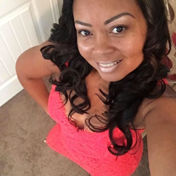 Meet your Posher, Kalana - Picture 1 of 1